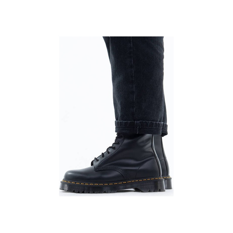 Buty zimowe Dr. Martens w stylu casual