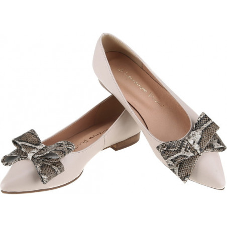 Baleriny Lafemmeshoes ze skóry w stylu klasycznym