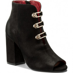 Czarne botki Carinii na zamek ze skóry