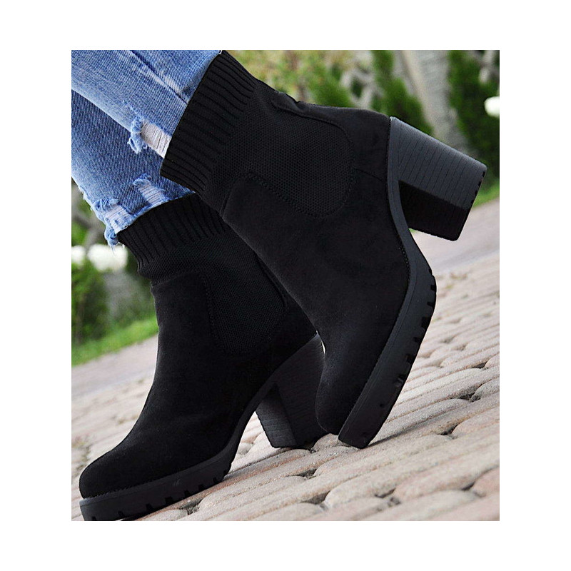 Czarne botki Pantofelek24