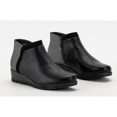 Czarne botki Royalfashion.pl w stylu casual