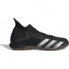 Czarne buty sportowe Adidas w sportowym stylu