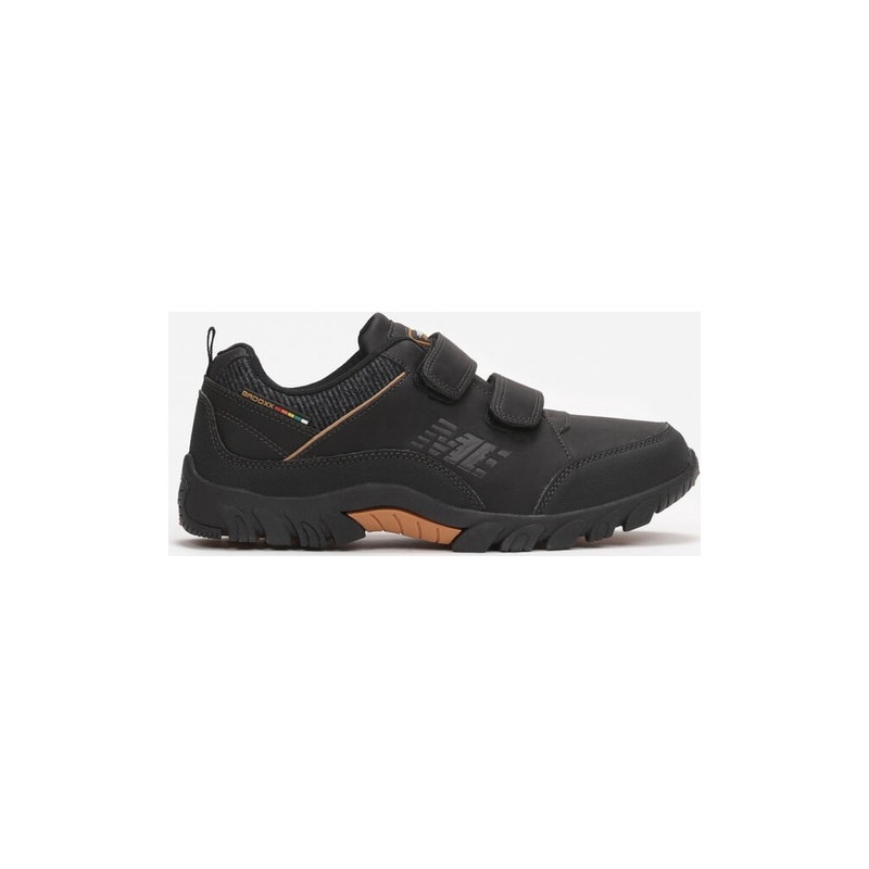 Czarne buty sportowe born2be