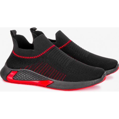 Czarne buty sportowe Casu w sportowym stylu