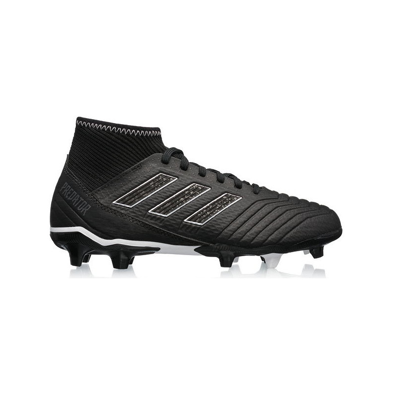 Czarne buty sportowe dziecięce Adidas predator ze skóry