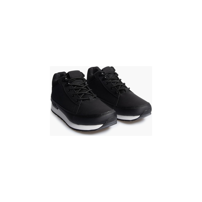 Czarne buty sportowe Gate sznurowane