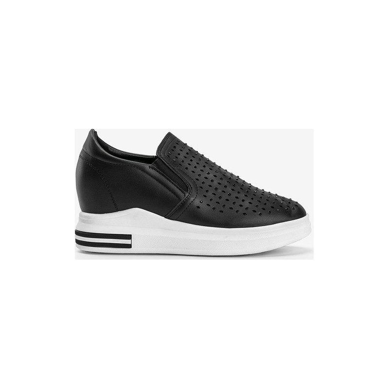 Czarne buty sportowe Gemre.com.pl ze skóry w sportowym stylu