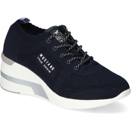 Czarne buty sportowe Mustang ze skóry