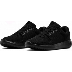 Czarne buty sportowe Under Armour w sportowym stylu sznurowane