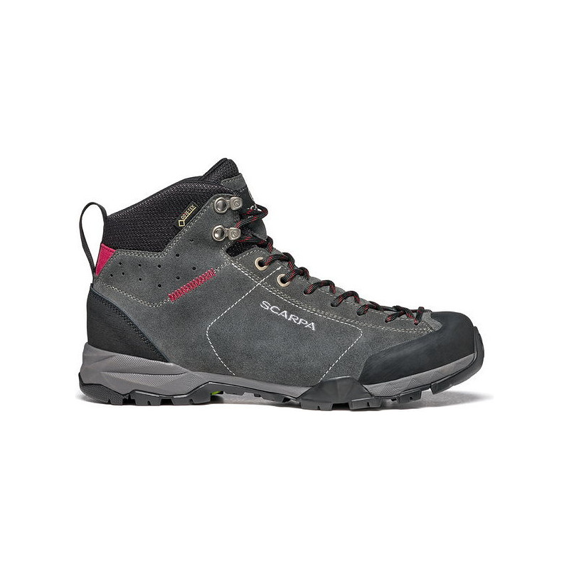 Czarne buty trekkingowe Scarpa sznurowane