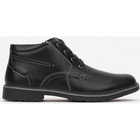 Czarne buty zimowe born2be