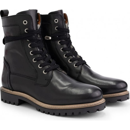 Czarne buty zimowe Travelin' sznurowane