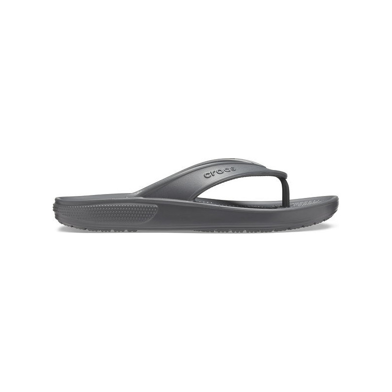 Czarne klapki Crocs w stylu casual z płaską podeszwą