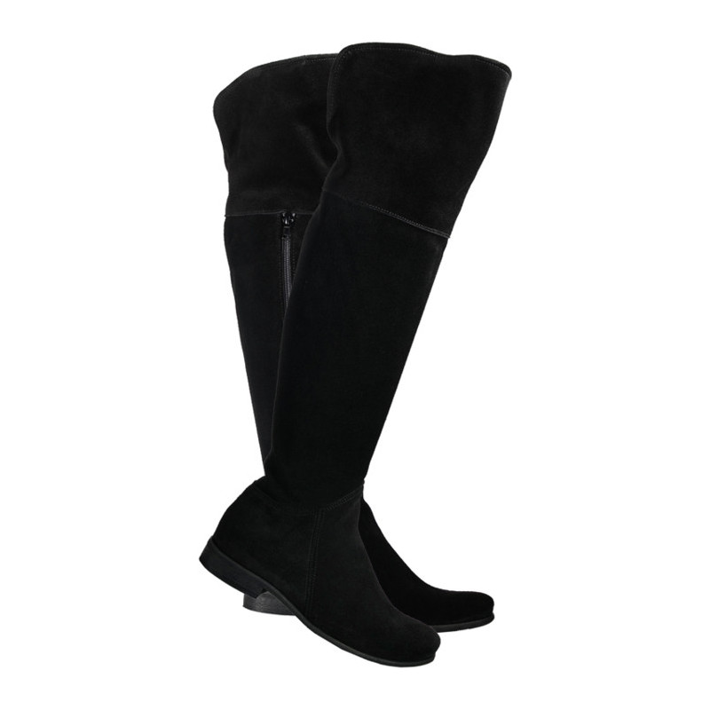 Czarne kozaki Lafemmeshoes z płaską podeszwą