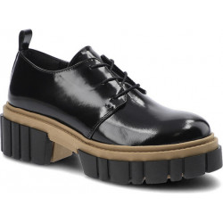Czarne półbuty CheBello w stylu casual