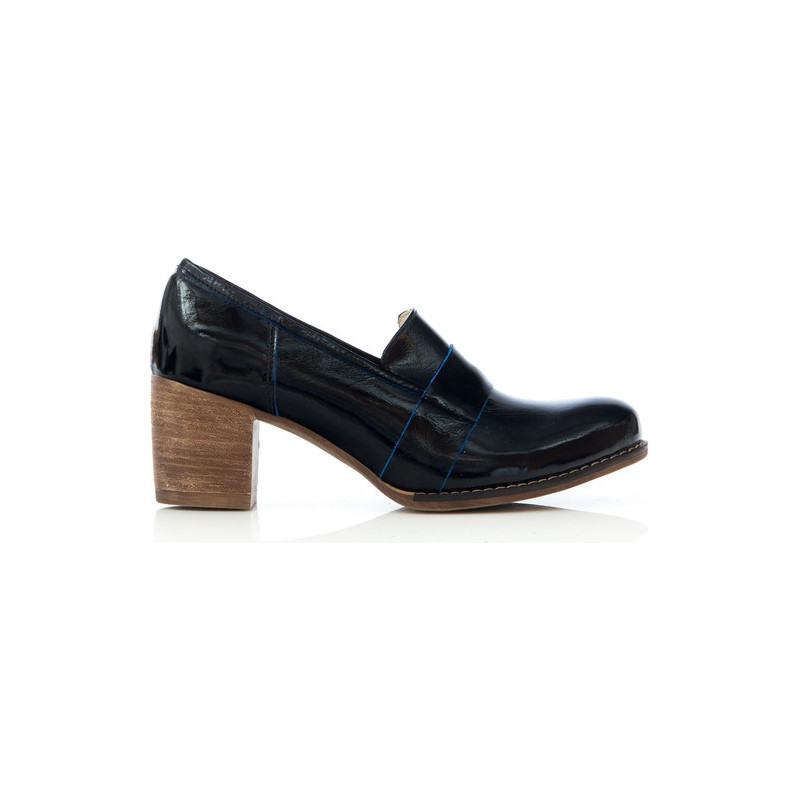 Czarne półbuty Zapato na obcasie lakierowane