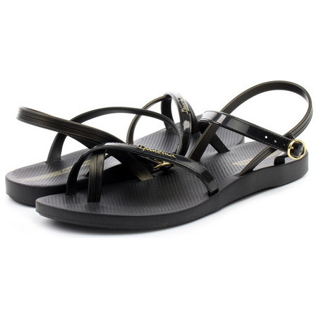 Czarne sandały Ipanema z płaską podeszwą w stylu casual