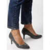 Czarne szpilki born2be w stylu glamour ze spiczastym noskiem na obcasie