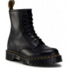 Czarne trapery damskie Dr. Martens