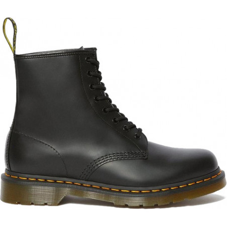 Czarne trapery damskie Dr. Martens sznurowane ze skóry