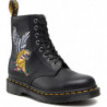 Czarne trapery damskie Dr. Martens z płaską podeszwą sznurowane