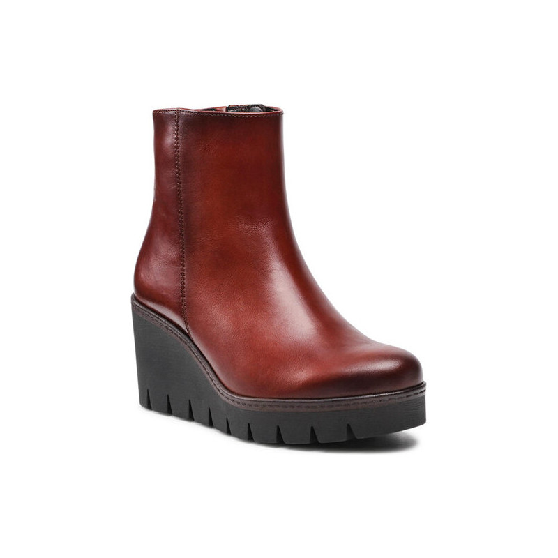 Czerwone botki Gabor na koturnie w stylu casual na zamek