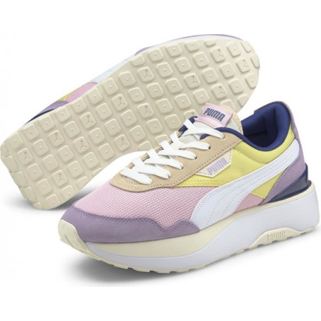 Czerwone buty sportowe Puma z płaską podeszwą