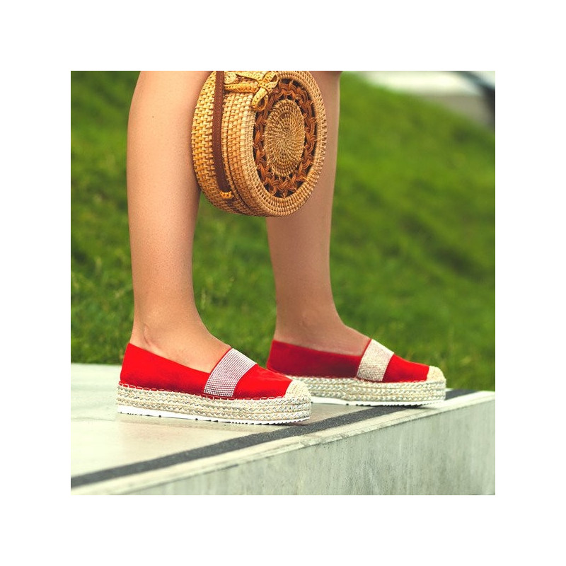 Czerwone espadryle Royalfashion.pl z tkaniny w stylu boho
