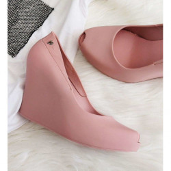 Czółenka producent niezdefiniowany na platformie