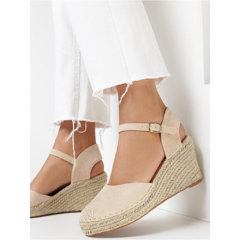 Espadryle born2be z klamrami
