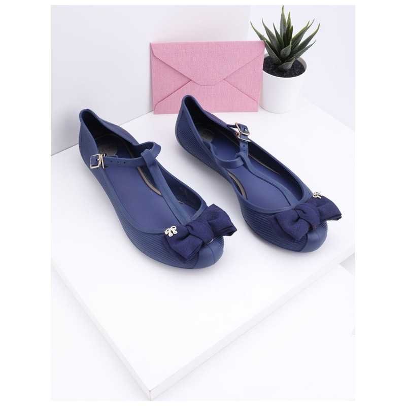 Granatowe balerinki Yourshoes na rzepy