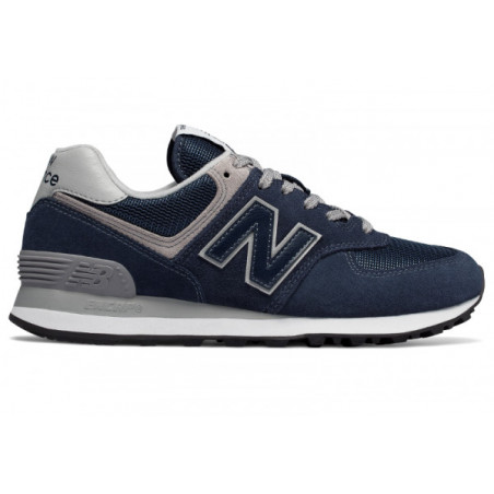 Granatowe buty New Balance z płaską podeszwą z zamszu w sportowym stylu