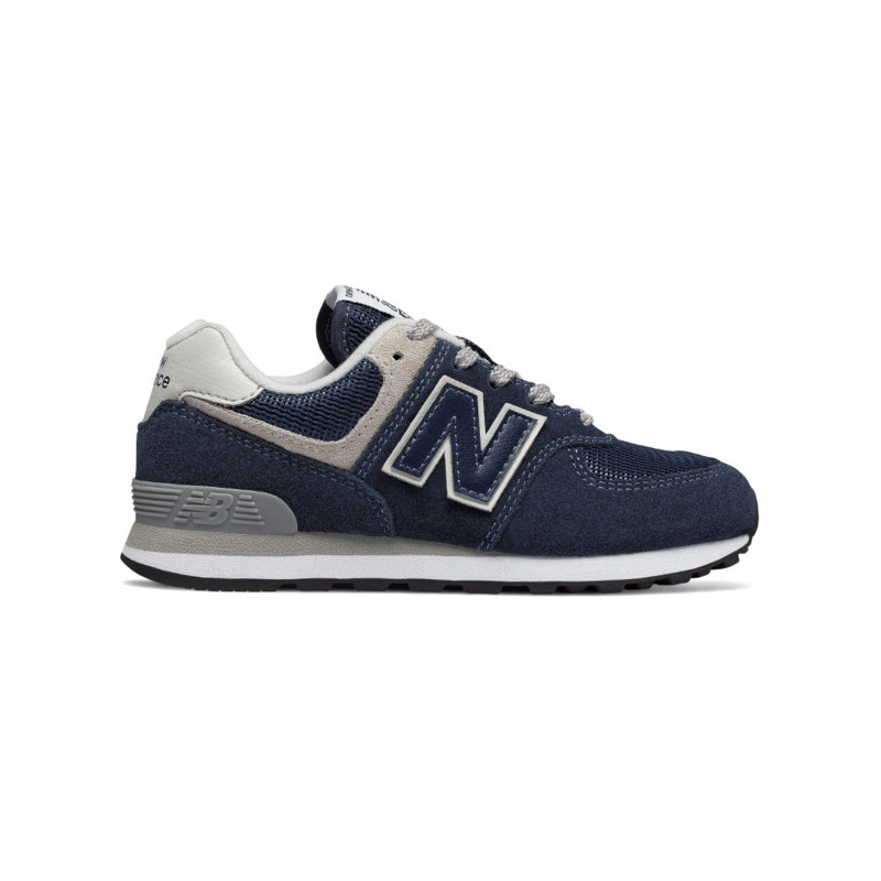 Granatowe buty New Balance z zamszu