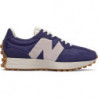 Granatowe buty sportowe New Balance w sportowym stylu sznurowane z płaską podeszwą