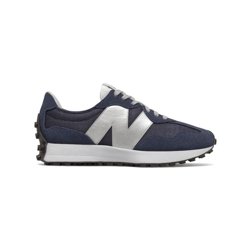 Granatowe buty sportowe New Balance w sportowym stylu z zamszu