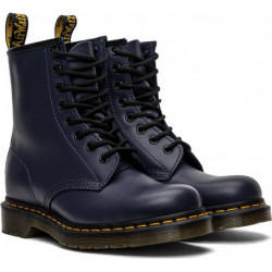 Granatowe buty zimowe Dr. Martens w stylu casual sznurowane