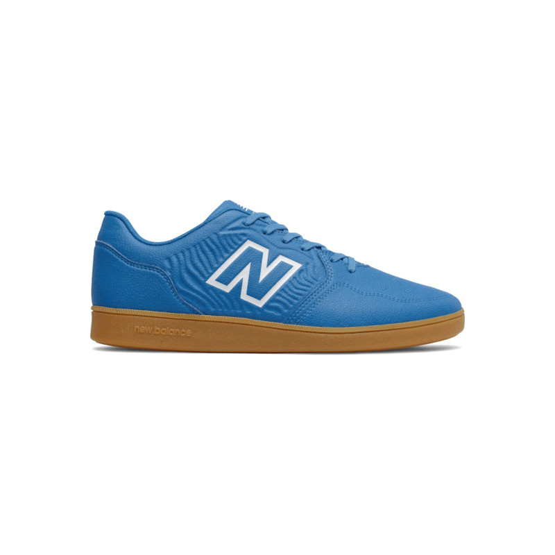 Niebieskie buty sportowe New Balance sznurowane