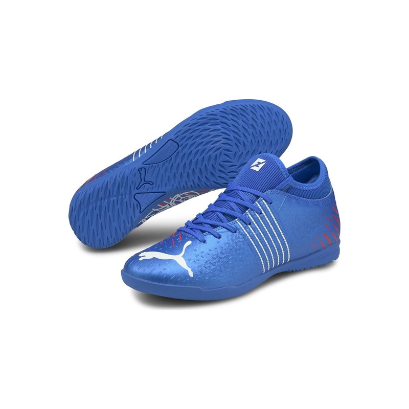 Niebieskie buty sportowe Puma w sportowym stylu